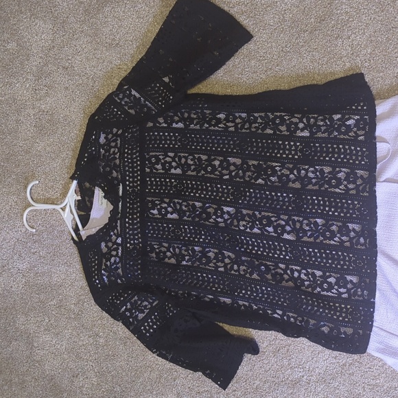 LOFT Brand Crochet Lace Floral Mock Neck Three Quarter Sleeve Top Large L - Picture 1 of 7